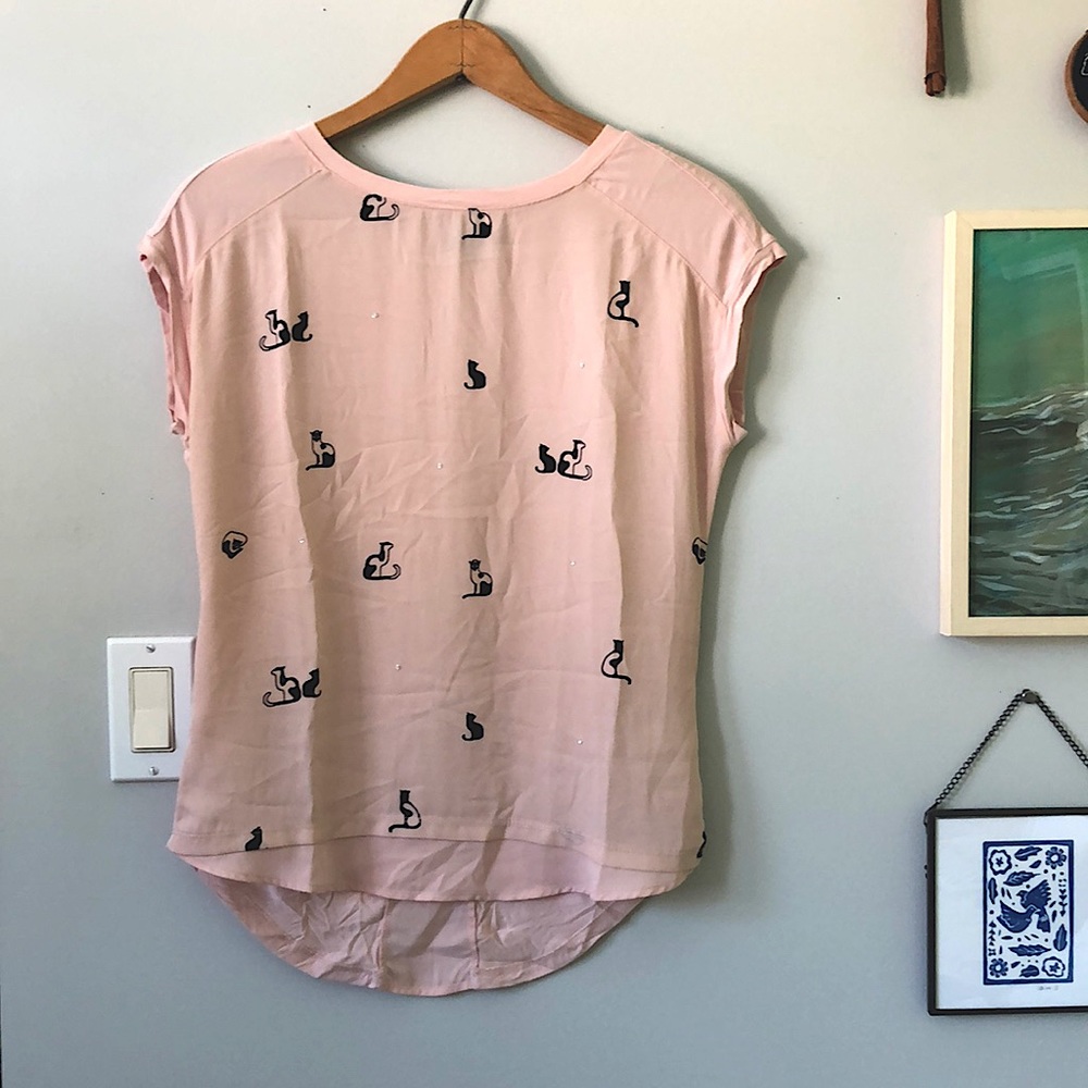 Modern cat blouse
